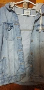 Jean jacket with hood